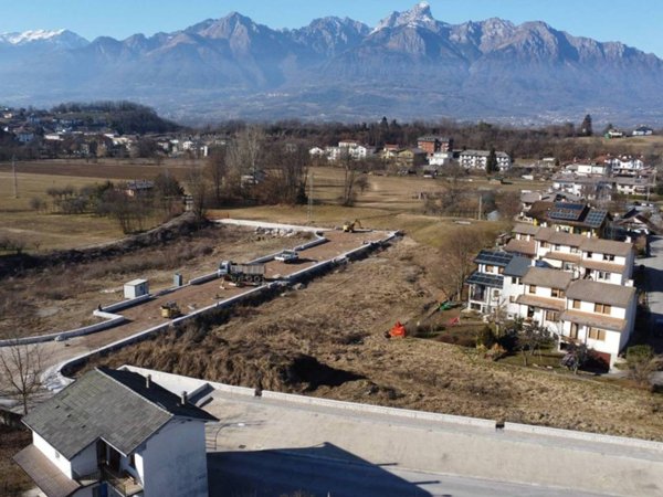 terreno agricolo in vendita a Borgo Valbelluna in zona Mel