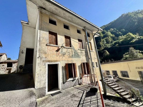 pentavano in vendita a Setteville in zona Schievenin