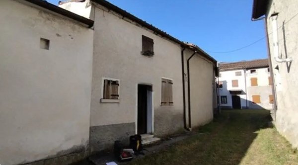 casa indipendente in vendita a Setteville in zona Vas