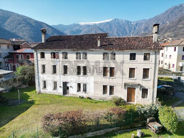 casa indipendente in vendita a Setteville in zona Alano di Piave