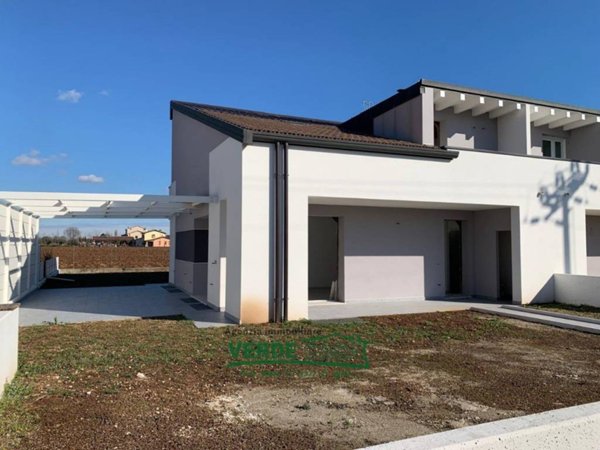 casa indipendente in vendita ad Altivole
