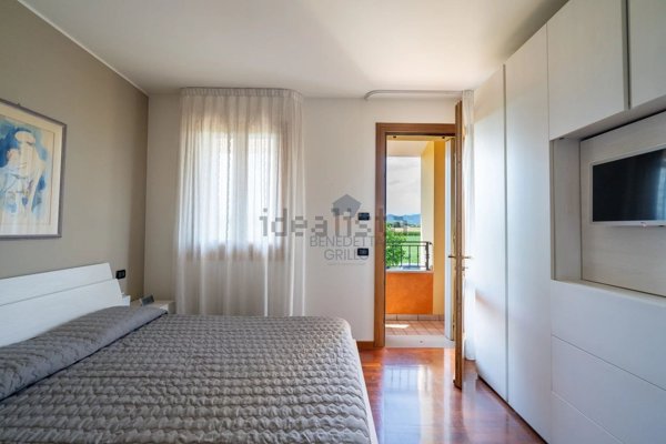 casa indipendente in vendita ad Altivole in zona Caselle
