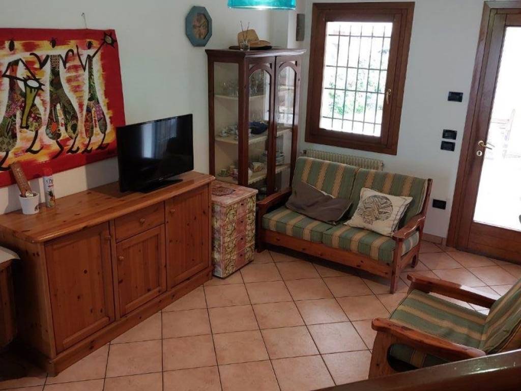 casa indipendente in vendita ad Altivole in zona San Vito