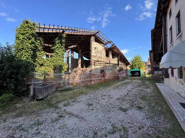 casa indipendente in vendita ad Altivole in zona San Vito