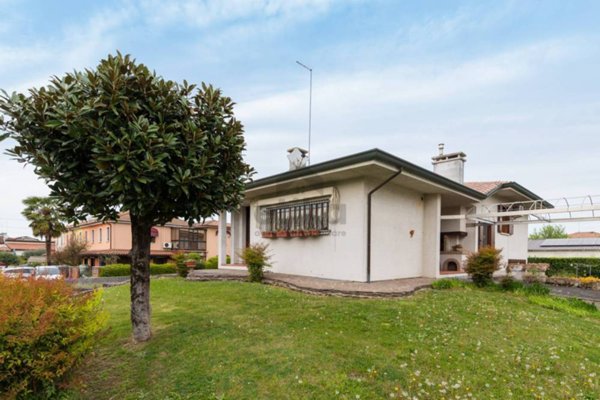 casa indipendente in vendita ad Altivole