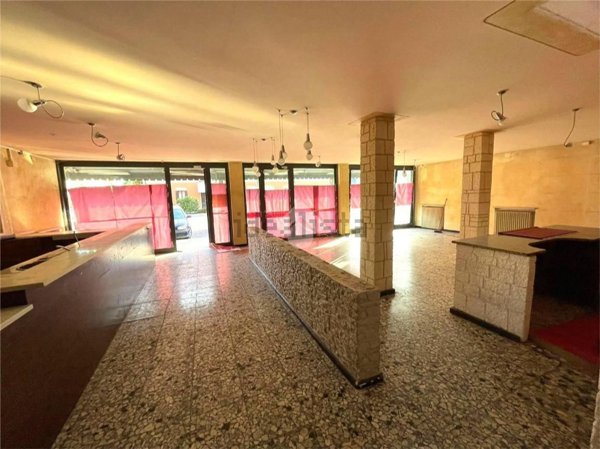 locale di sgombero in vendita ad Arcade