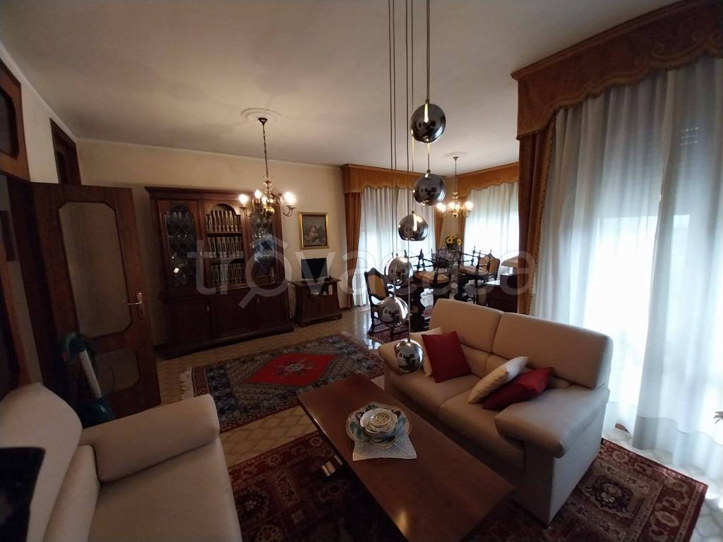 casa indipendente in vendita ad Arcade