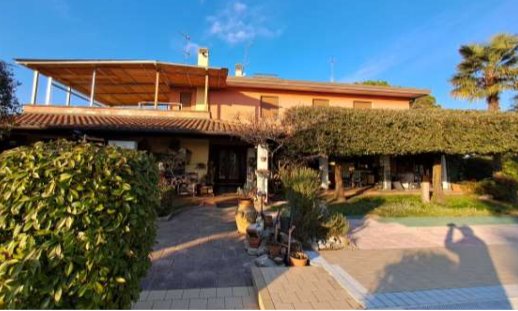 casa indipendente in vendita ad Arcade