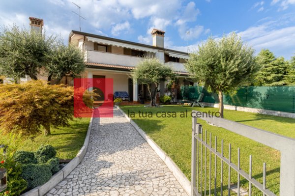 casa indipendente in vendita ad Arcade