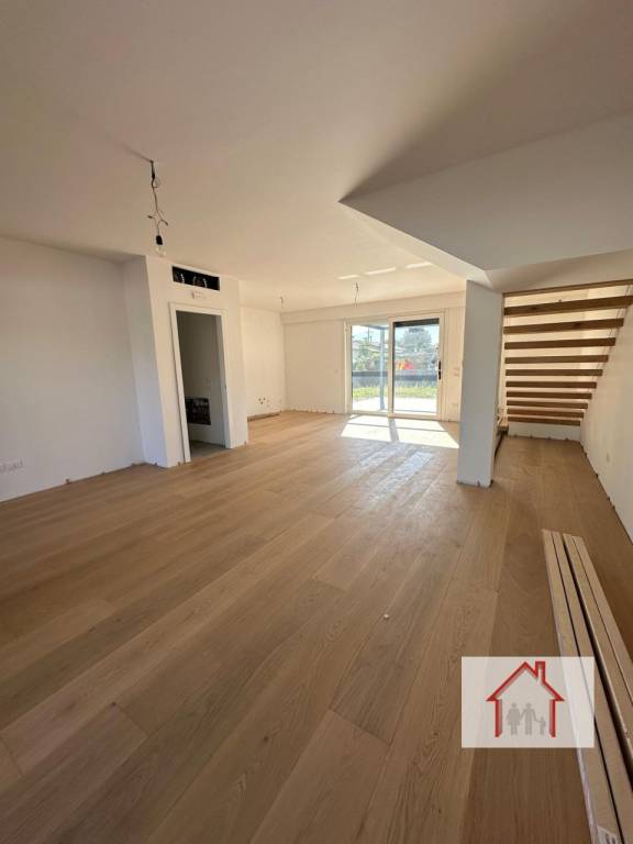 casa indipendente in vendita ad Arcade