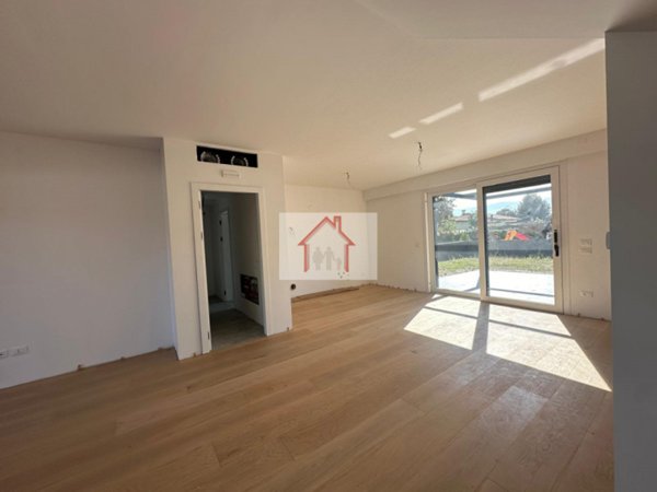 casa indipendente in vendita ad Arcade