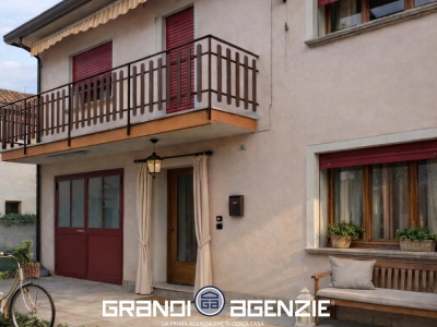 casa indipendente in vendita ad Arcade