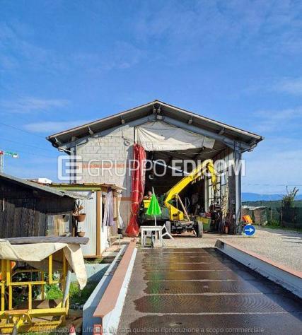 locale commerciale in vendita ad Arcade