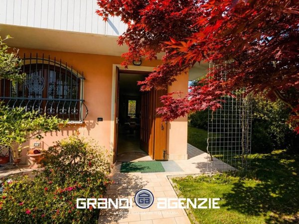 casa indipendente in vendita ad Arcade