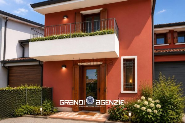 casa indipendente in vendita ad Arcade