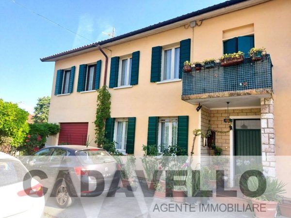 casa indipendente in vendita ad Arcade
