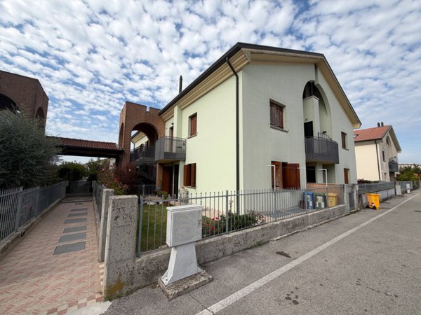 appartamento in vendita ad Arcade