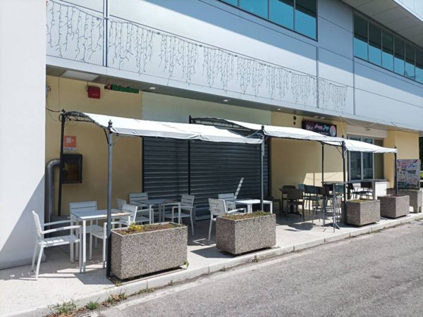 negozio in vendita ad Asolo