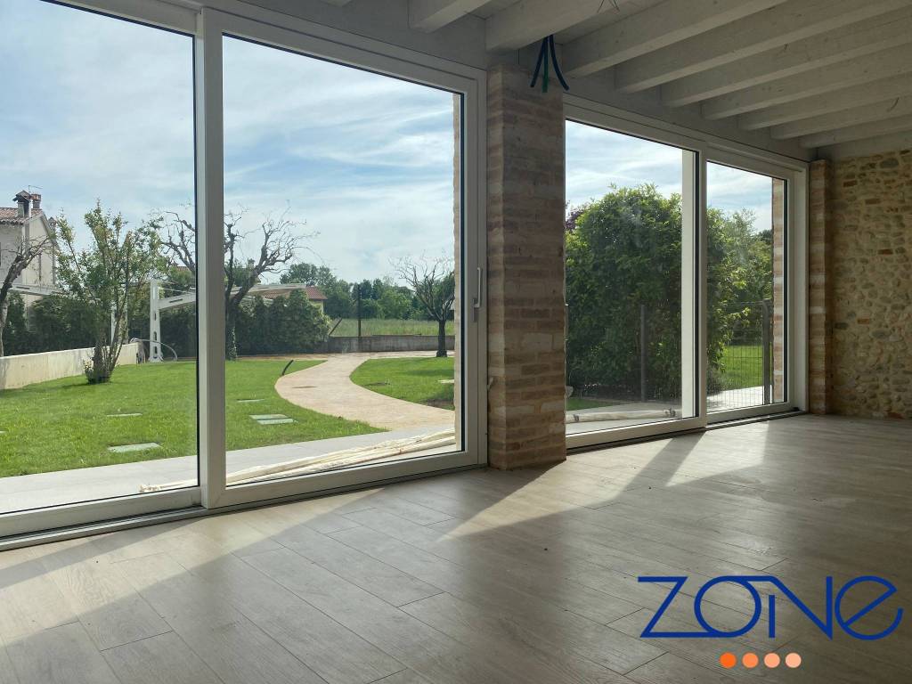 casa indipendente in vendita ad Asolo in zona Villa d'Asolo
