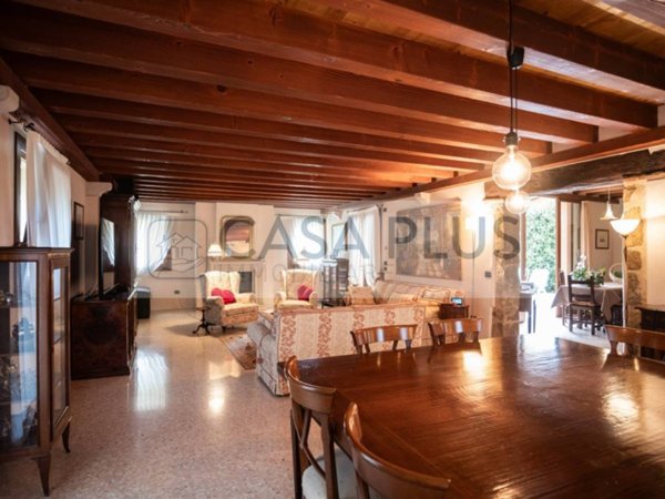 casa indipendente in vendita ad Asolo