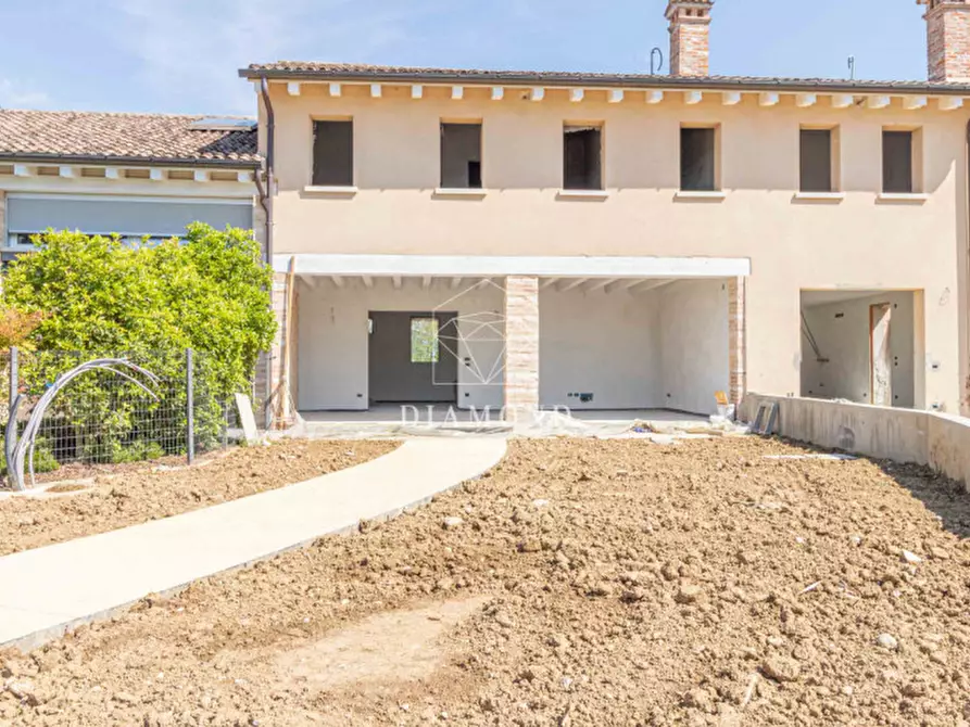 casa indipendente in vendita ad Asolo in zona Villa d'Asolo
