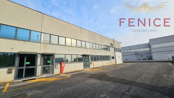 locale di sgombero in vendita ad Asolo
