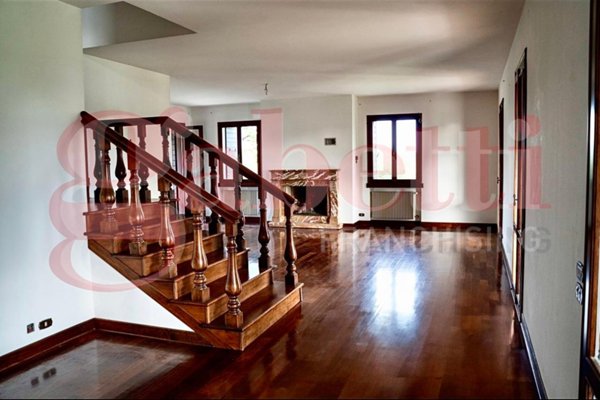 casa indipendente in vendita ad Asolo