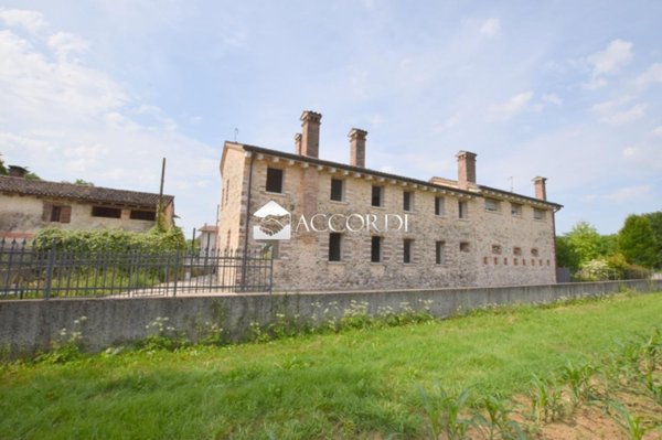 casa indipendente in vendita ad Asolo