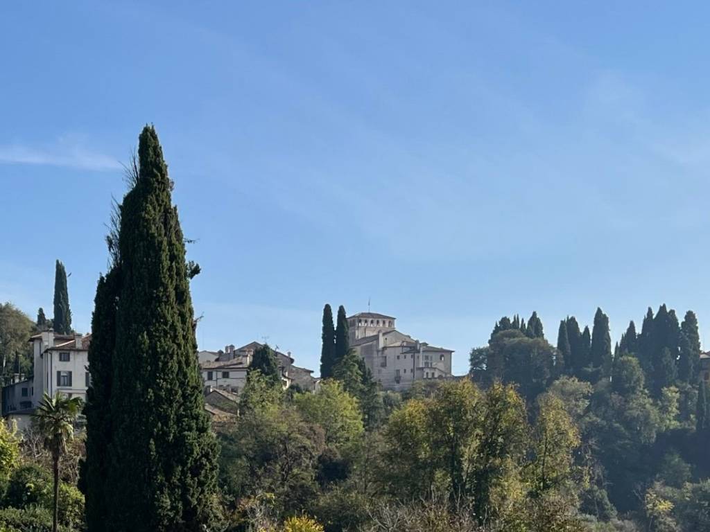 casa indipendente in vendita ad Asolo