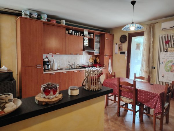 casa indipendente in vendita ad Asolo in zona Villa d'Asolo