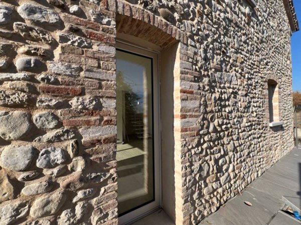 casa indipendente in vendita ad Asolo in zona Villa d'Asolo