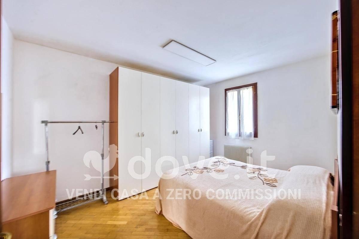 appartamento in vendita ad Asolo in zona Villa d'Asolo