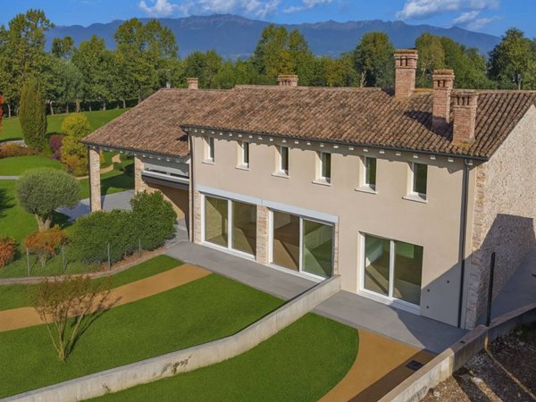 casa indipendente in vendita ad Asolo