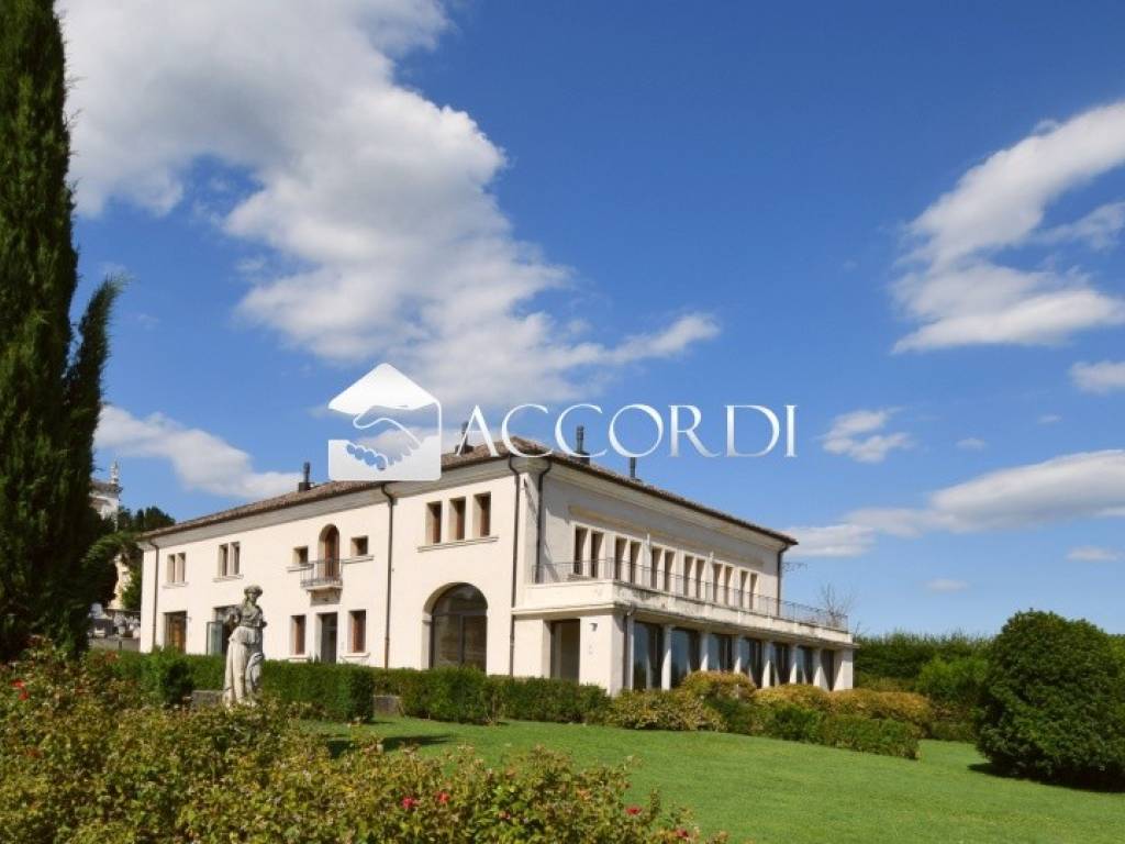 casa indipendente in vendita ad Asolo