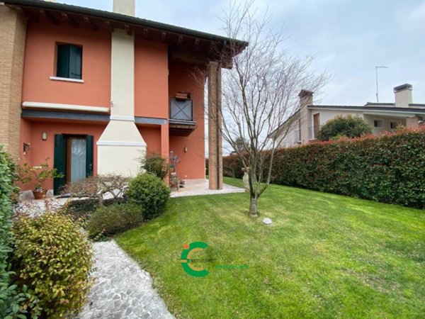 casa indipendente in vendita ad Asolo