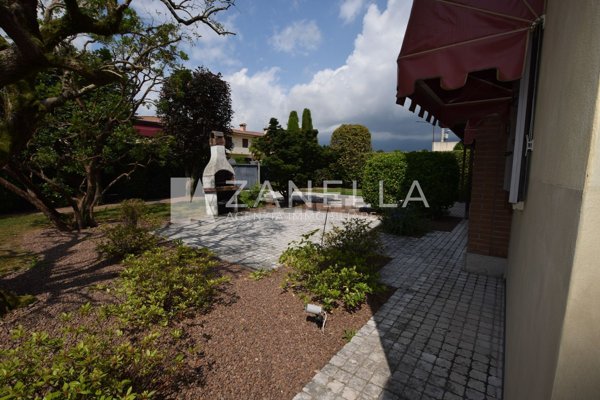 casa indipendente in vendita ad Asolo