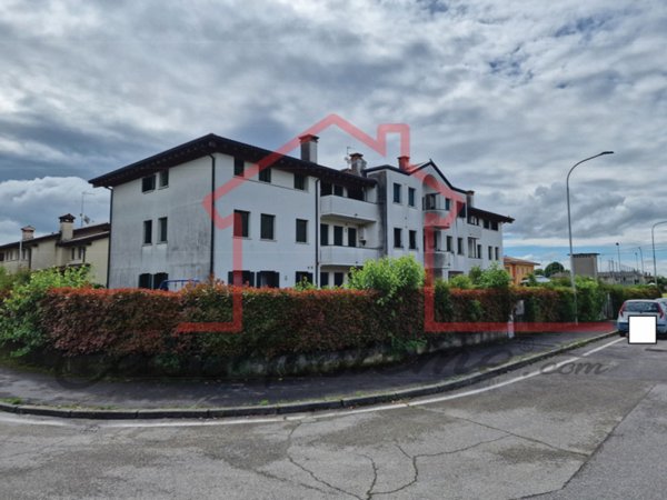 appartamento in vendita ad Asolo in zona Villa d'Asolo