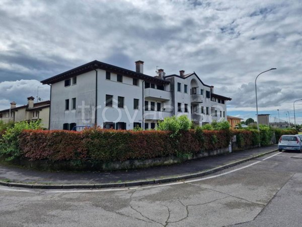 casa indipendente in vendita ad Asolo in zona Villa d'Asolo