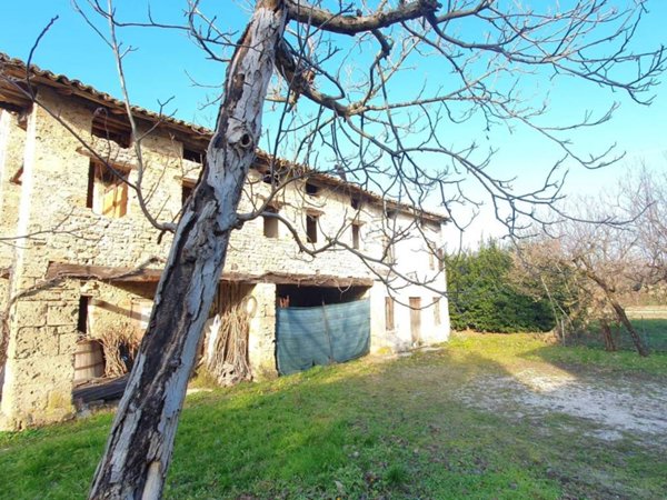 casa indipendente in vendita ad Asolo in zona Pagnano