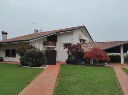 casa indipendente in vendita ad Asolo in zona Villa d'Asolo