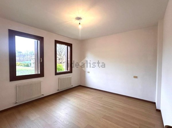 appartamento in vendita ad Asolo in zona Pagnano