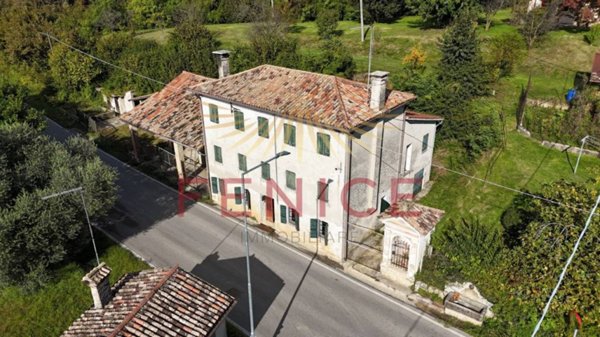 casa indipendente in vendita ad Asolo in zona Pagnano