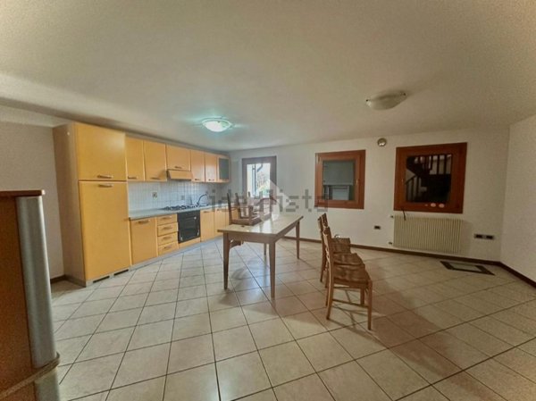 appartamento in vendita ad Asolo in zona Villa d'Asolo