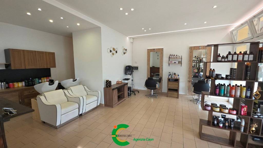 casa indipendente in vendita ad Asolo in zona Villa d'Asolo