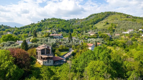 quadrivano in vendita ad Asolo