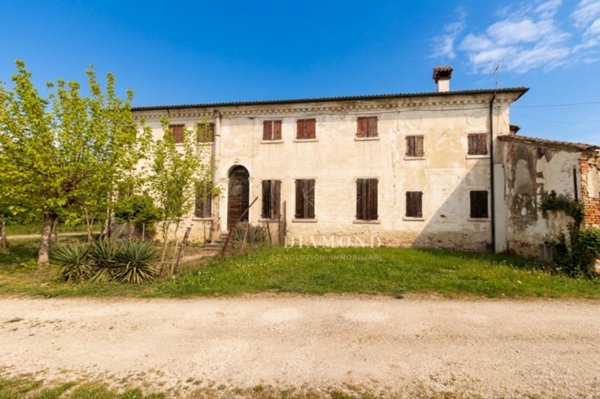 casa indipendente in vendita ad Asolo in zona Villa d'Asolo