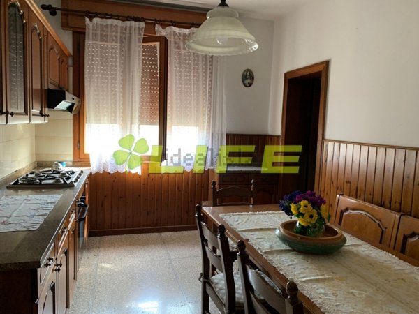 casa indipendente in vendita ad Asolo in zona Sant'Apollinare