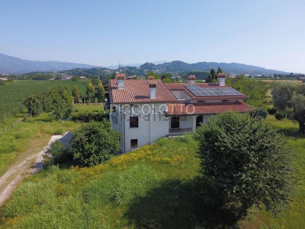 casa indipendente in vendita ad Asolo