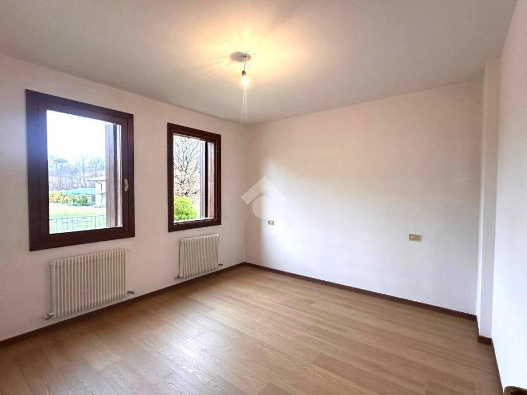 appartamento in vendita ad Asolo in zona Pagnano
