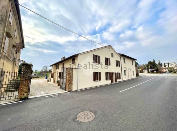 casa indipendente in vendita ad Asolo in zona Pagnano